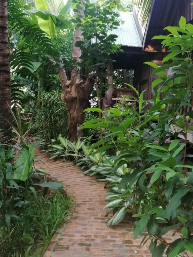Sala Thongyon - Guest House Саванакет Екстериор снимка